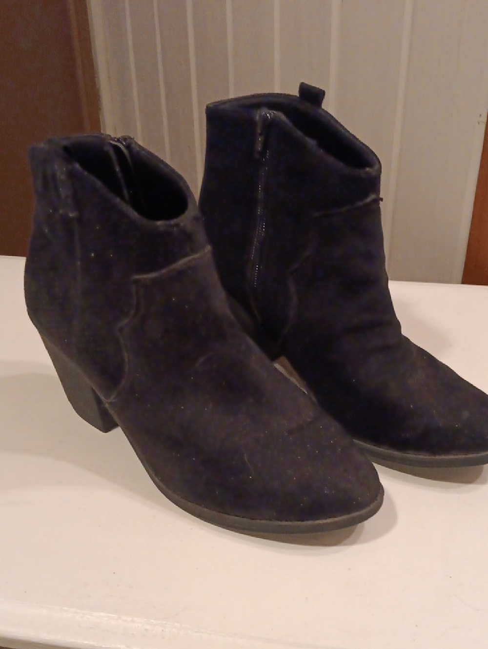 TIME TRUE Women’s Ankle Booties - Black Suede SZ 11 $15
